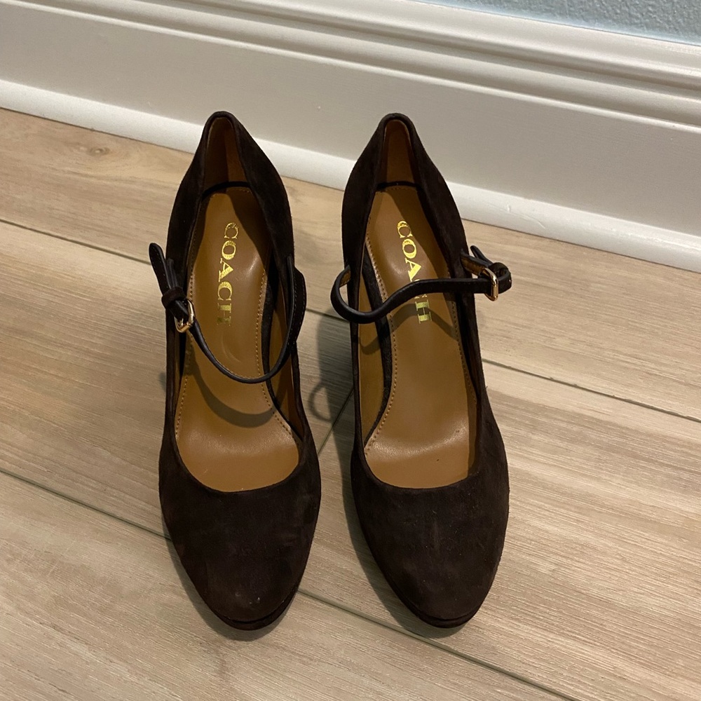 Coach brown suede gorgeous heels